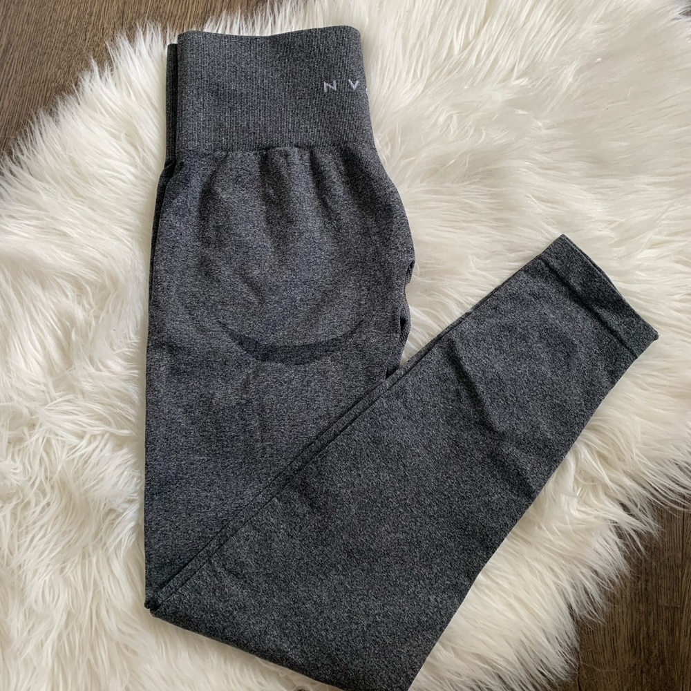Nvgtn grey contour seamless legging